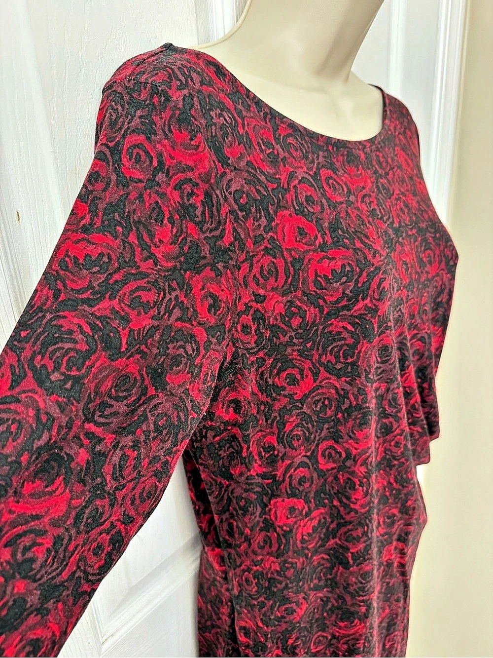 Talbots Red and Black Rose Floral Faux Wrap Midi Dress Medium - Picture 6 of 14